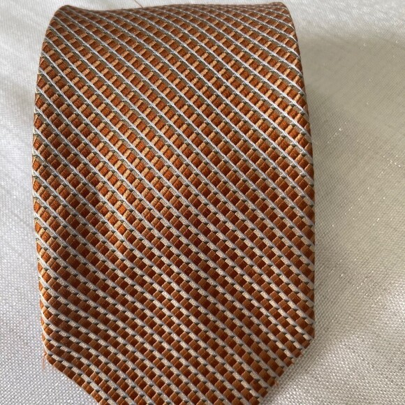 JOE Joseph Abboud 100% Silk Metallic Perfection Tie. - Picture 6 of 8
